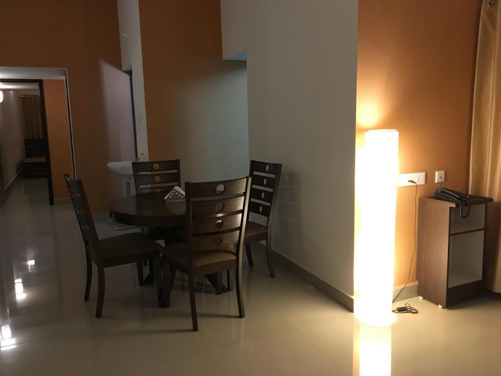 Jyothi Suites Tiruchirappalli Exteriér fotografie