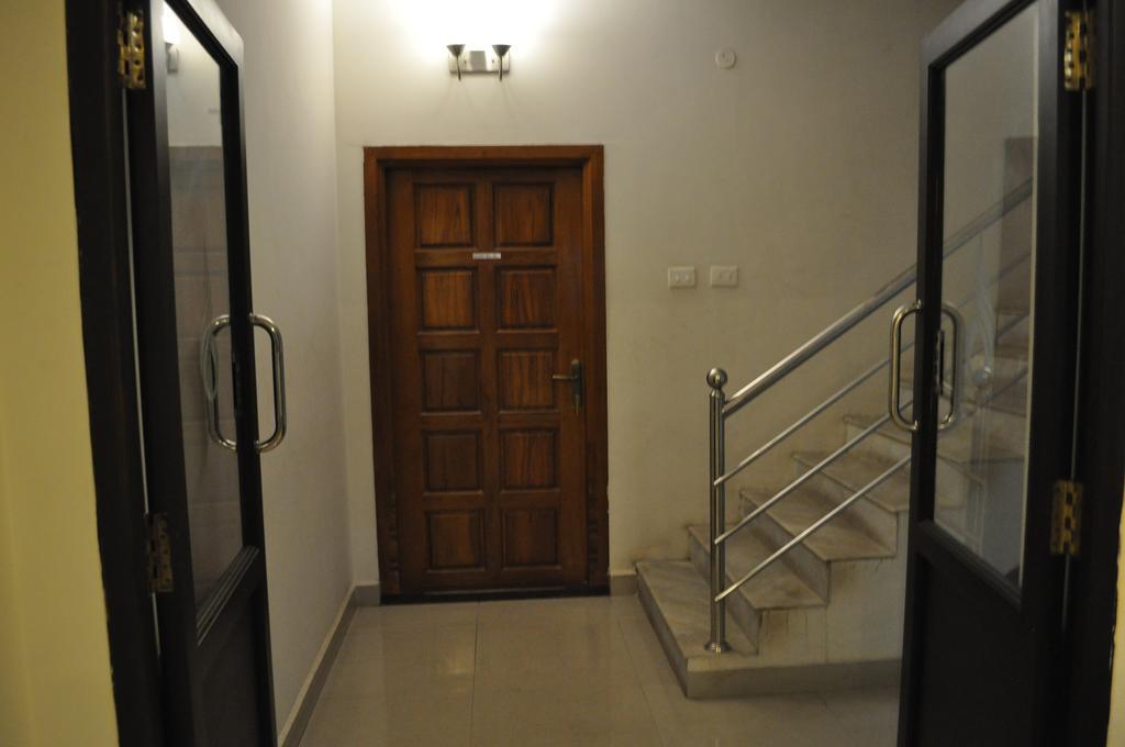 Jyothi Suites Tiruchirappalli Exteriér fotografie