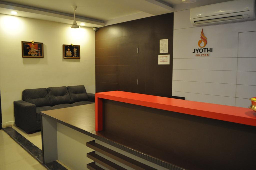 Jyothi Suites Tiruchirappalli Exteriér fotografie