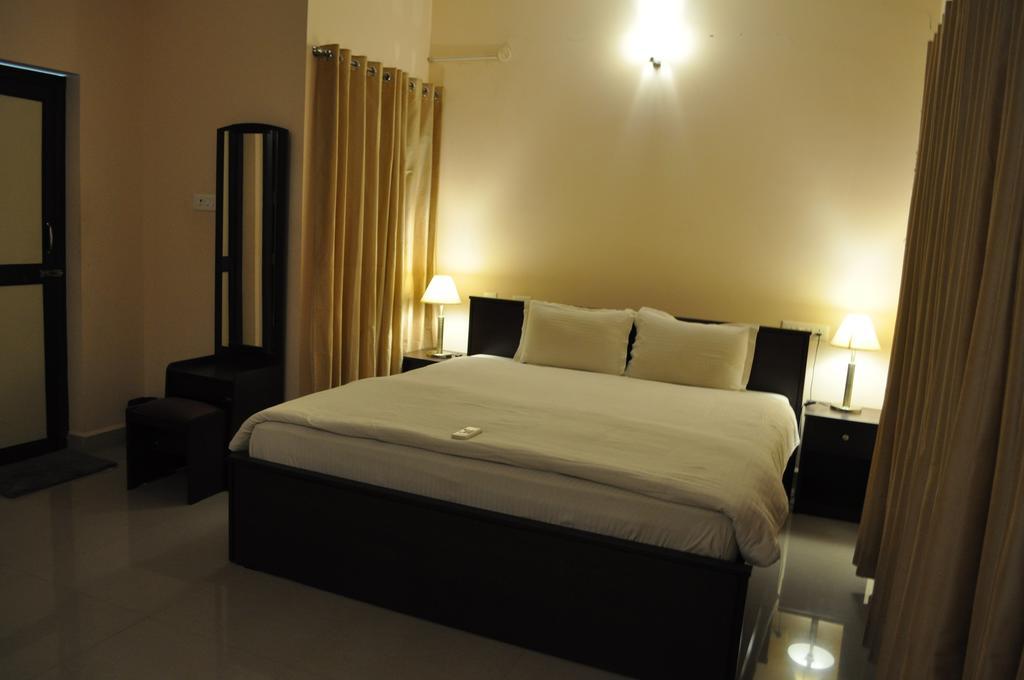 Jyothi Suites Tiruchirappalli Exteriér fotografie